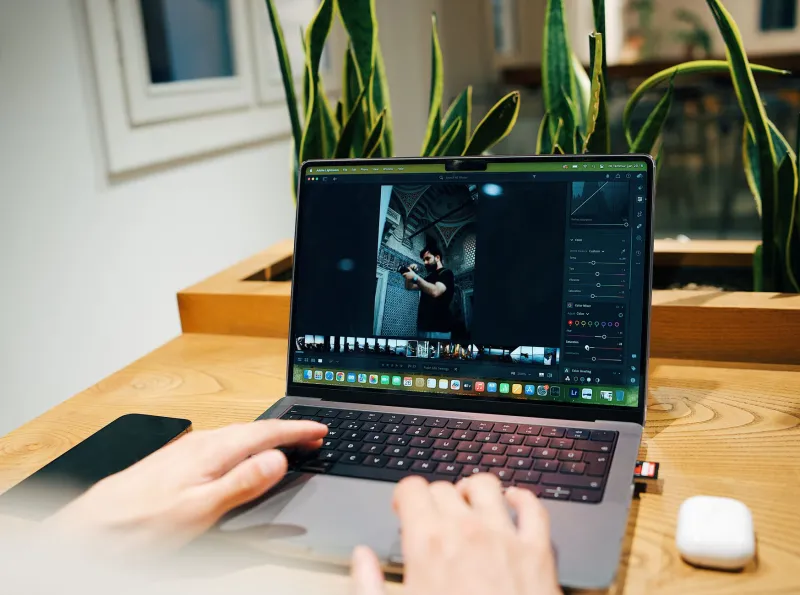 When the Room Gets Warm: The Performance Penalty Hidden Inside Dell's Thermal Design Choices